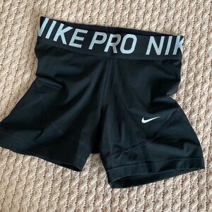 Nike Pro shorts in perfect condition